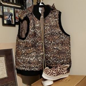 💥💥A leopard bomber jacket with detachable hood